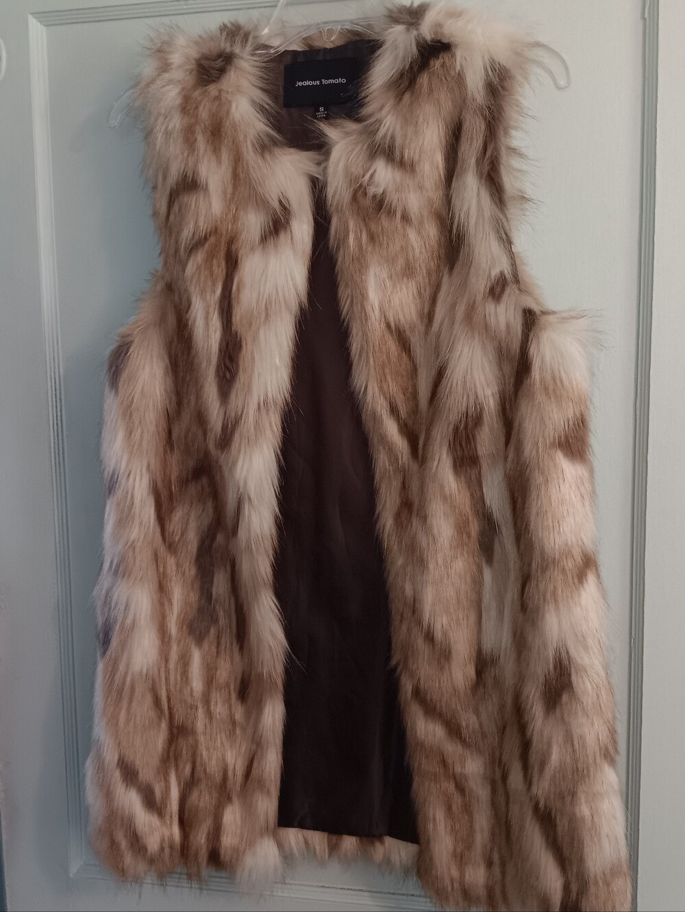 Jealous Tomato Multi-Tone Faux Fur Vest in Brown Tan and Cream Size Small NWOT - Picture 7 of 7